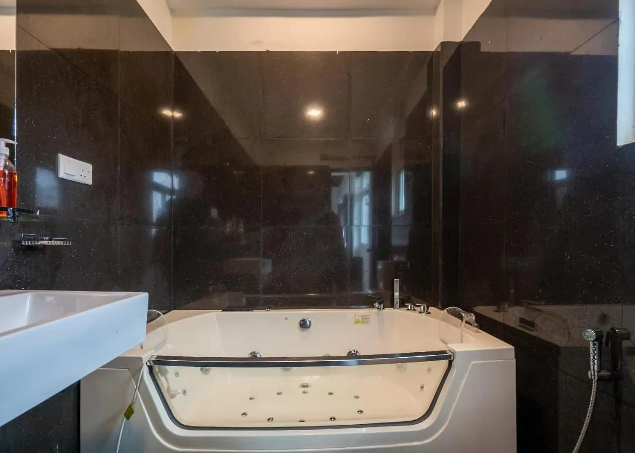 Otel Cmb Apartments Negombo