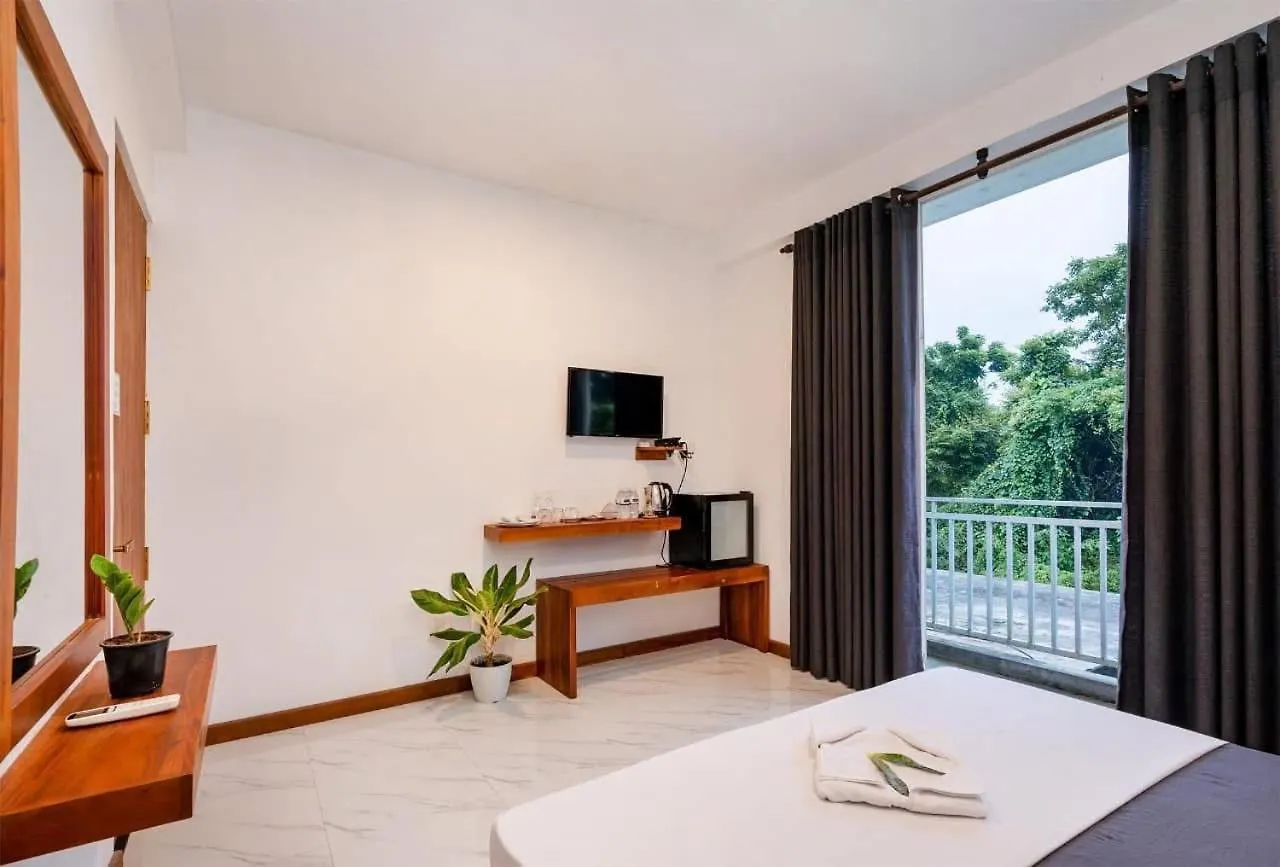 Cmb Apartments Negombo Otel
