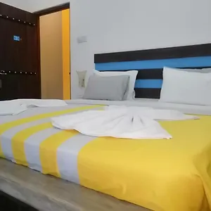 Le Petit Hotel&restaurant Hotel